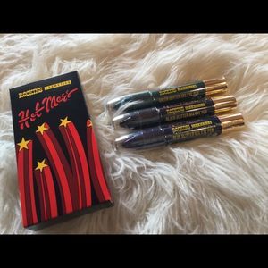 NIB never used glitter gel eye pens